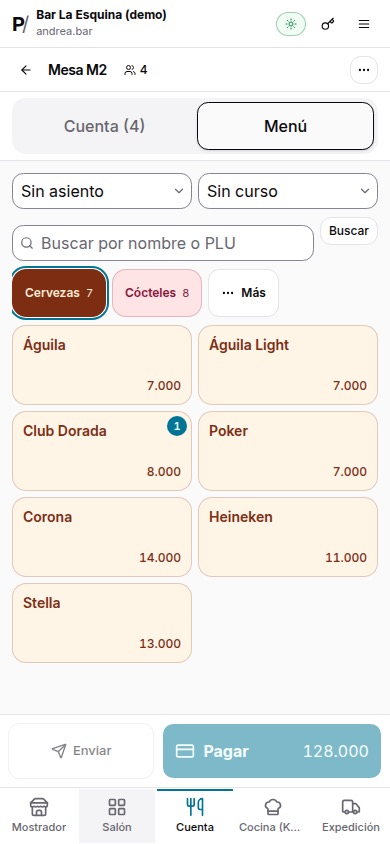 El mesero toma el pedido desde su celular, con la carta por categorías